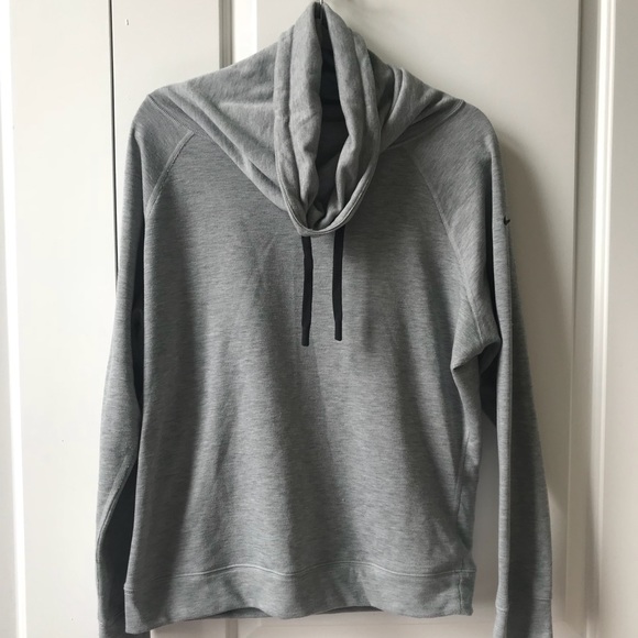 Nike Tops - Nike pull over - excellent used condition